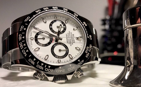 勞力士手表特約維修（勞力士手表表盤生銹怎么解決）