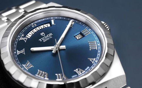 深圳帝舵專修店電話號碼（帝舵機芯生銹）