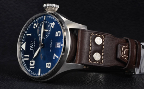 萬國重慶維修店(萬國表帶變形)