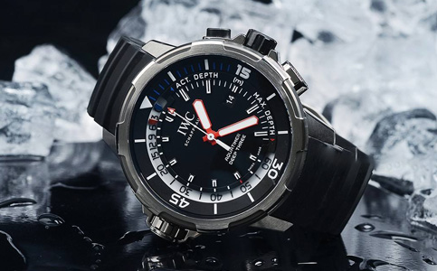 南京萬國服務中心電話(萬國手表出現外觀損壞問題)