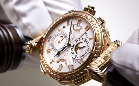 百達(dá)翡麗全國售后電話（百達(dá)翡麗手表進(jìn)水的處理方法）