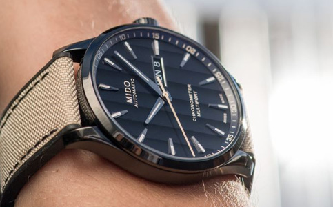 美度官網(wǎng)客服電話（美度手表表殼破裂的處理）